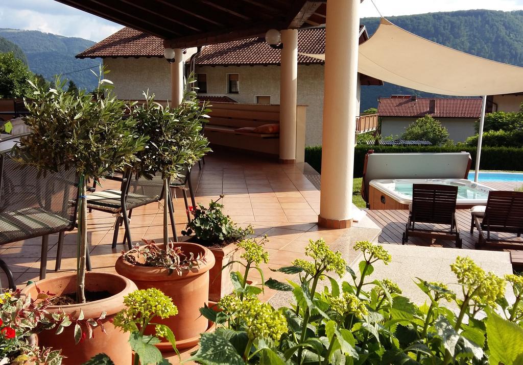 Hotel Penzion Kobala Tolmin Exterior foto